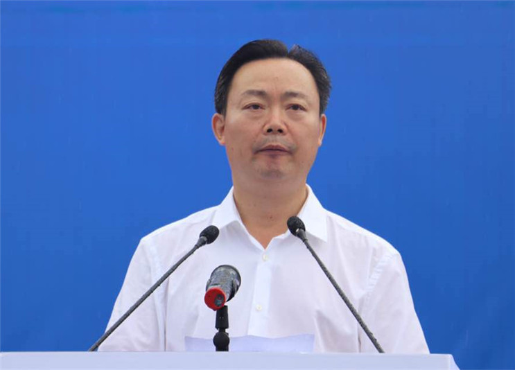 wang_.jpg